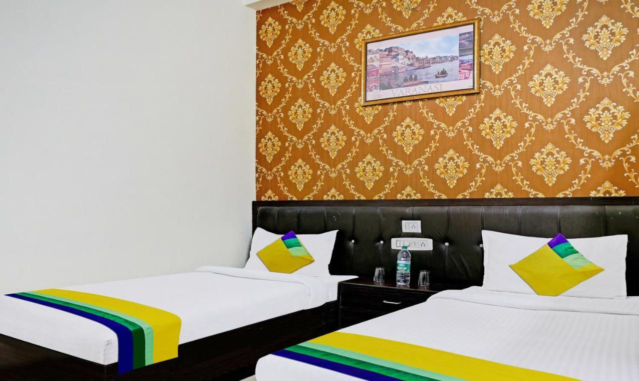 Itsy By Treebo - Ashoka Grand Hotel Váránaszi Kültér fotó